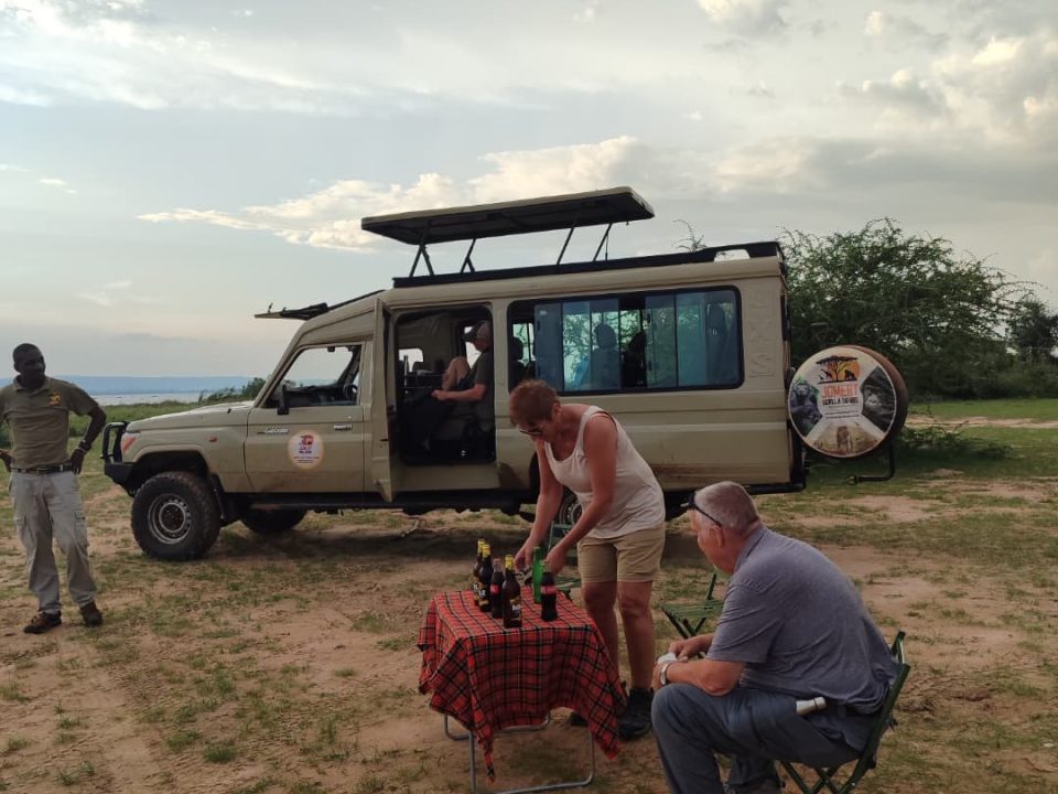 What Should I Wear on a Game Drive